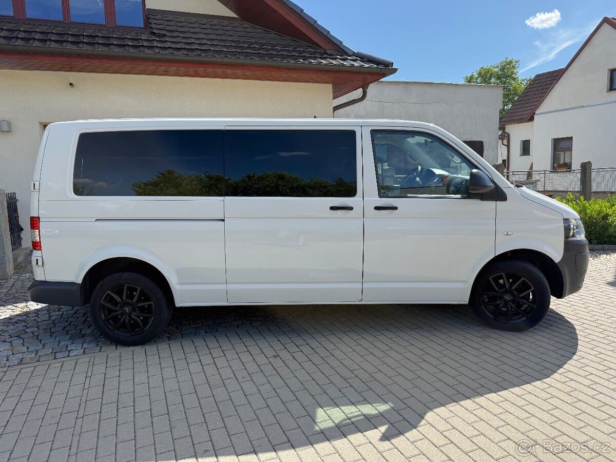 2011 Volkswagen TRANSPORTER - 8