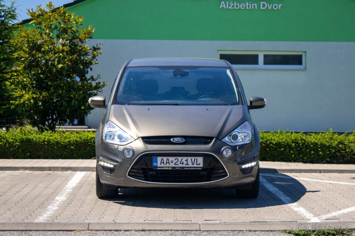 2012 Ford S-MAX - 8