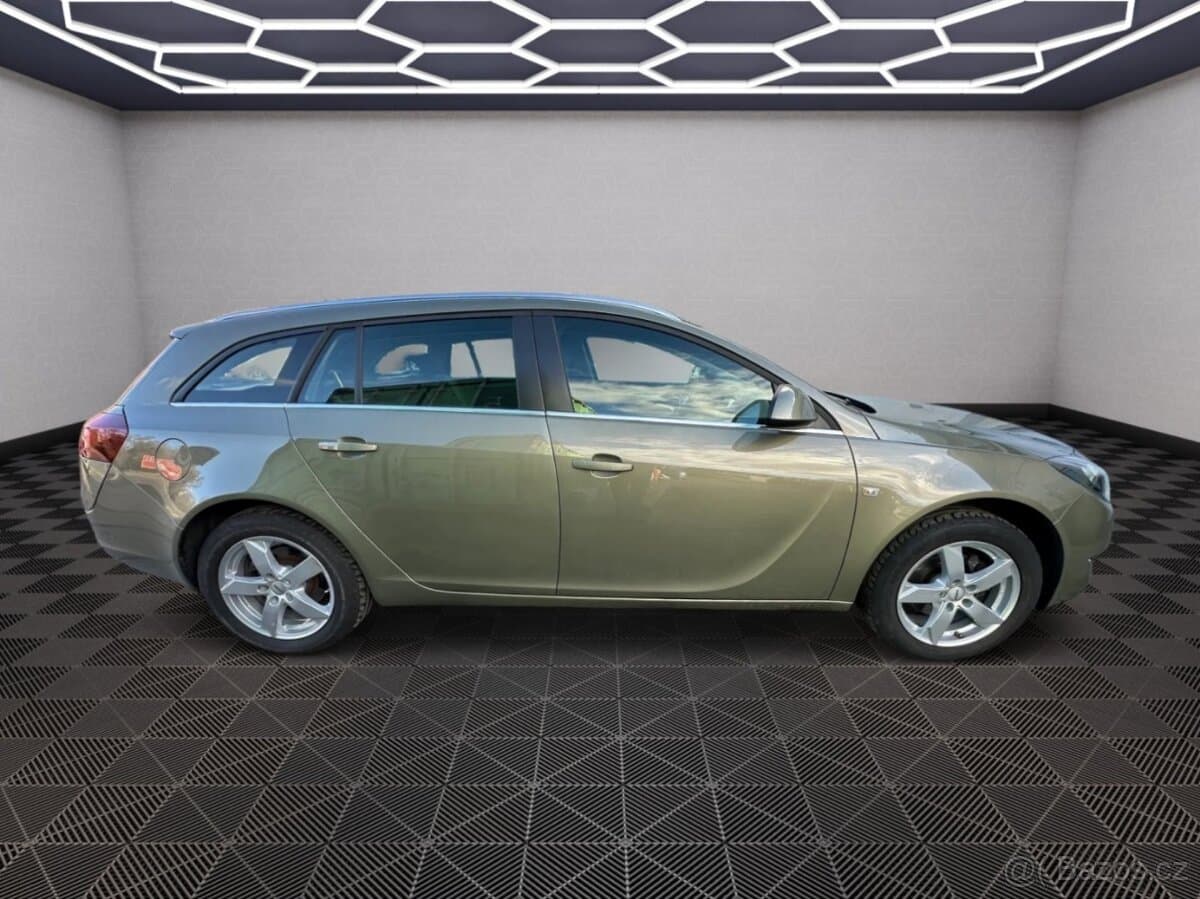 2015 Opel INSIGNIA - 8
