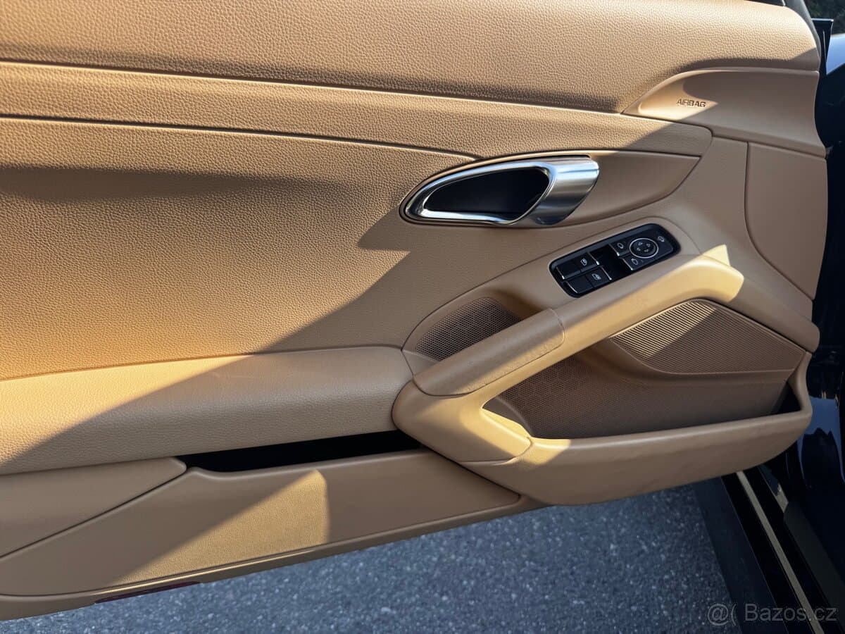 2015 Porsche BOXSTER - 8