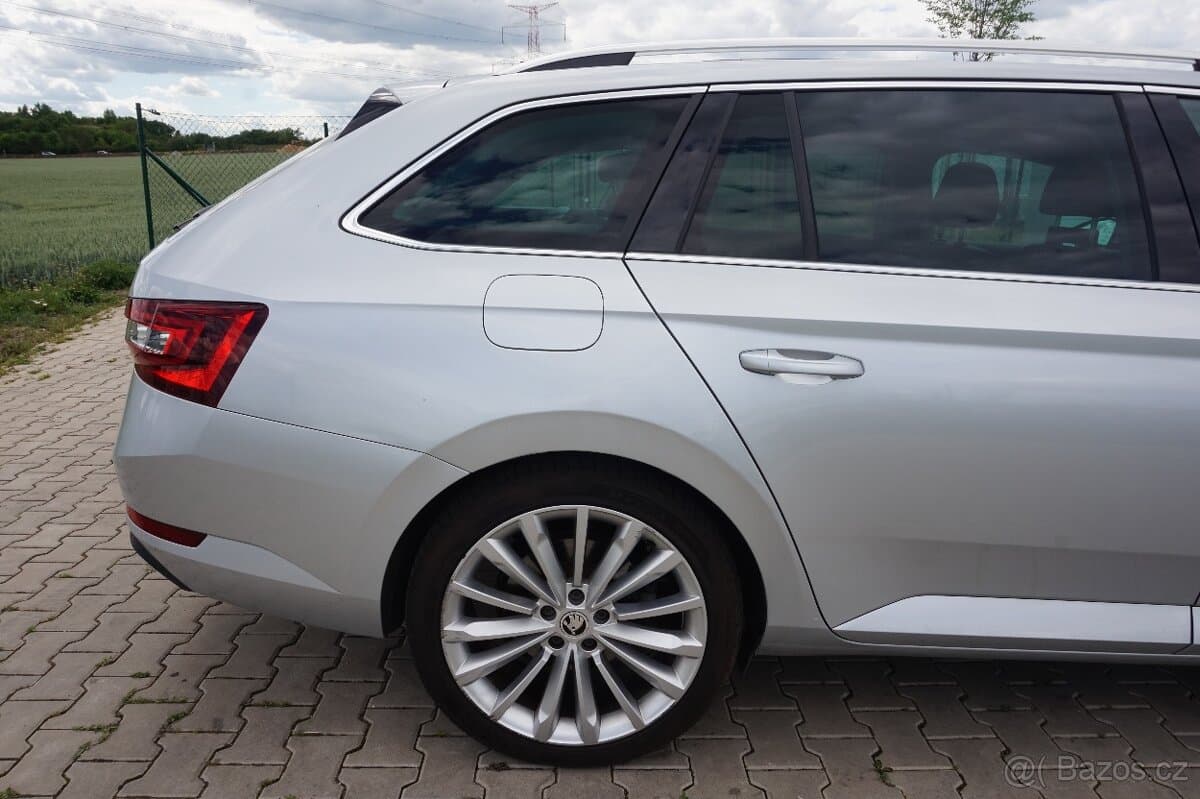 2017 Škoda SUPERB - 8