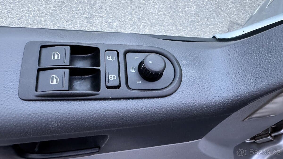 2010 Volkswagen TRANSPORTER - 8