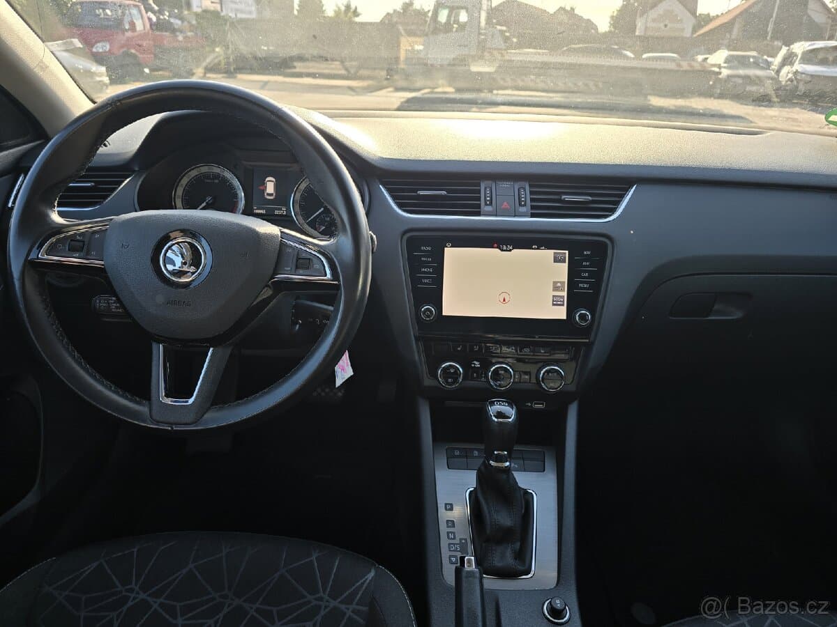 2018 Škoda OCTAVIA - 8