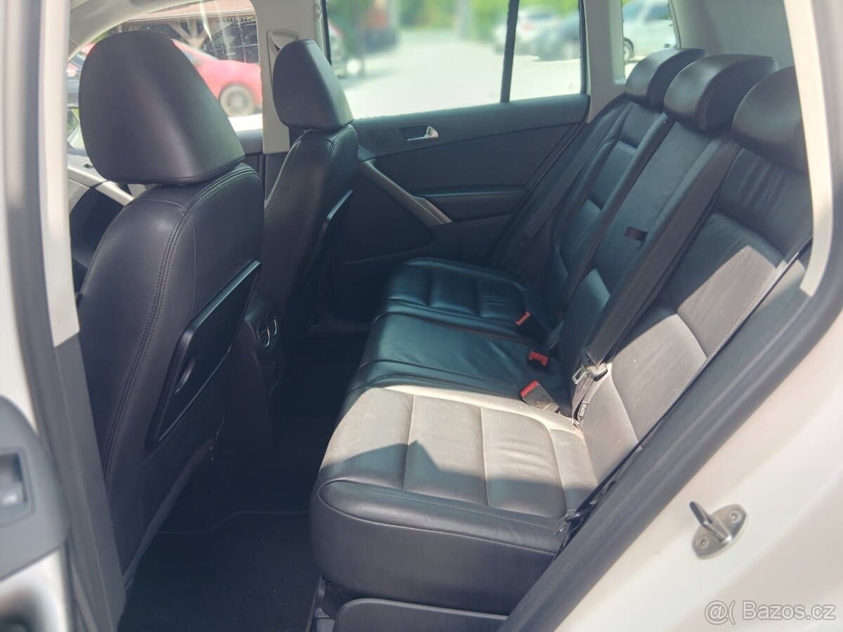 2009 Volkswagen TIGUAN - 8