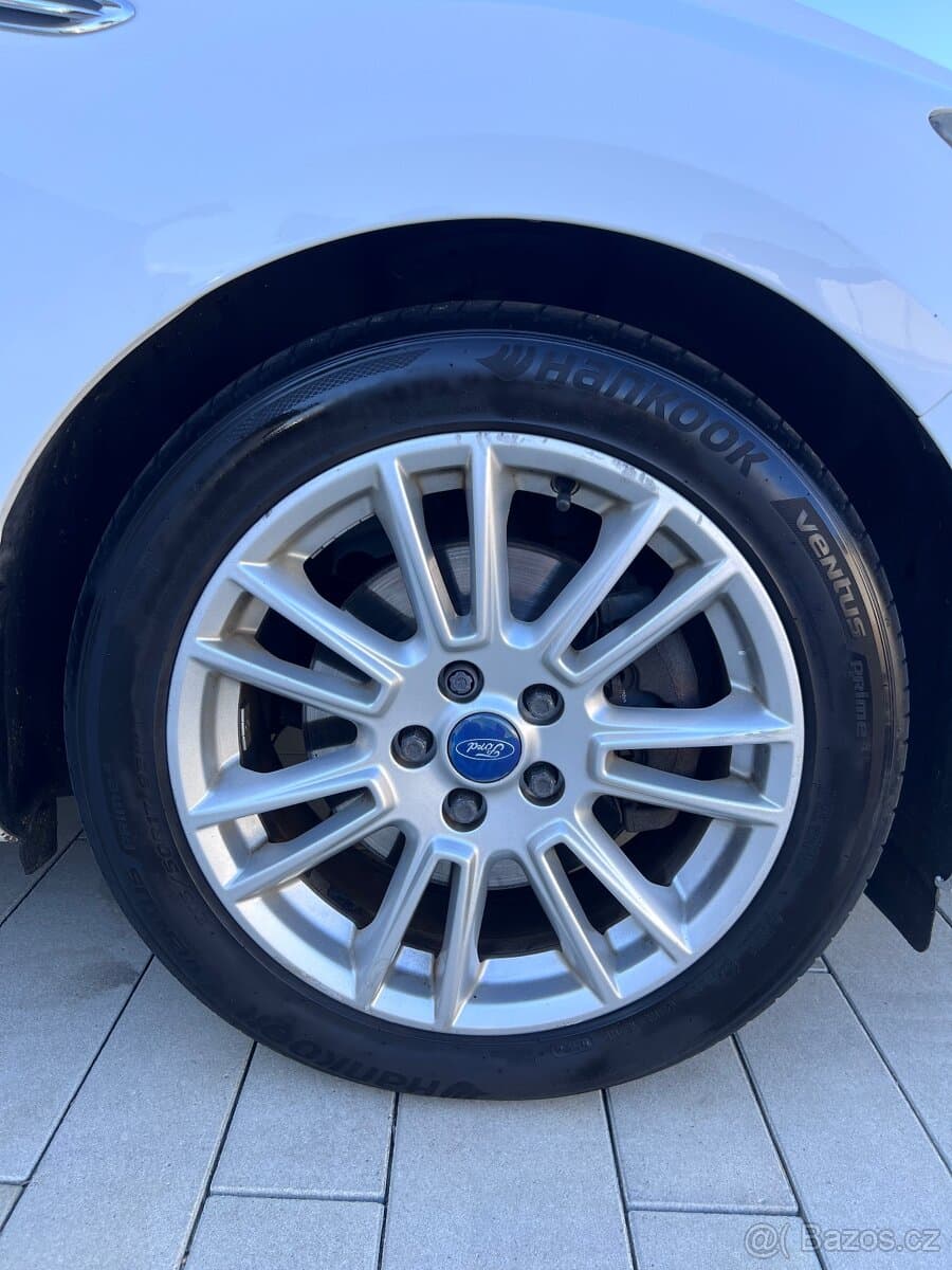 2011 Ford MONDEO - 8