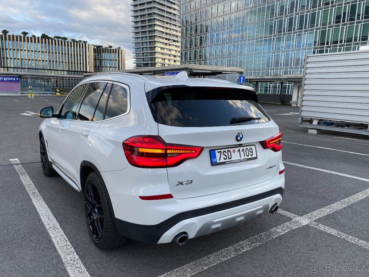 2020 BMW X3 - 8