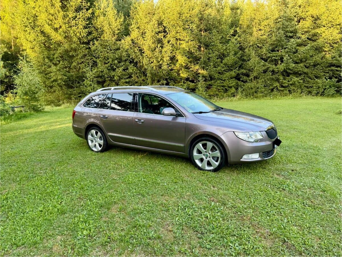 2011 Škoda SUPERB - 8