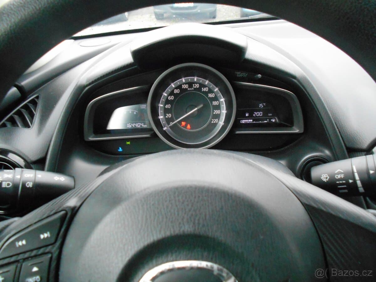 2016 Mazda 2 - 8