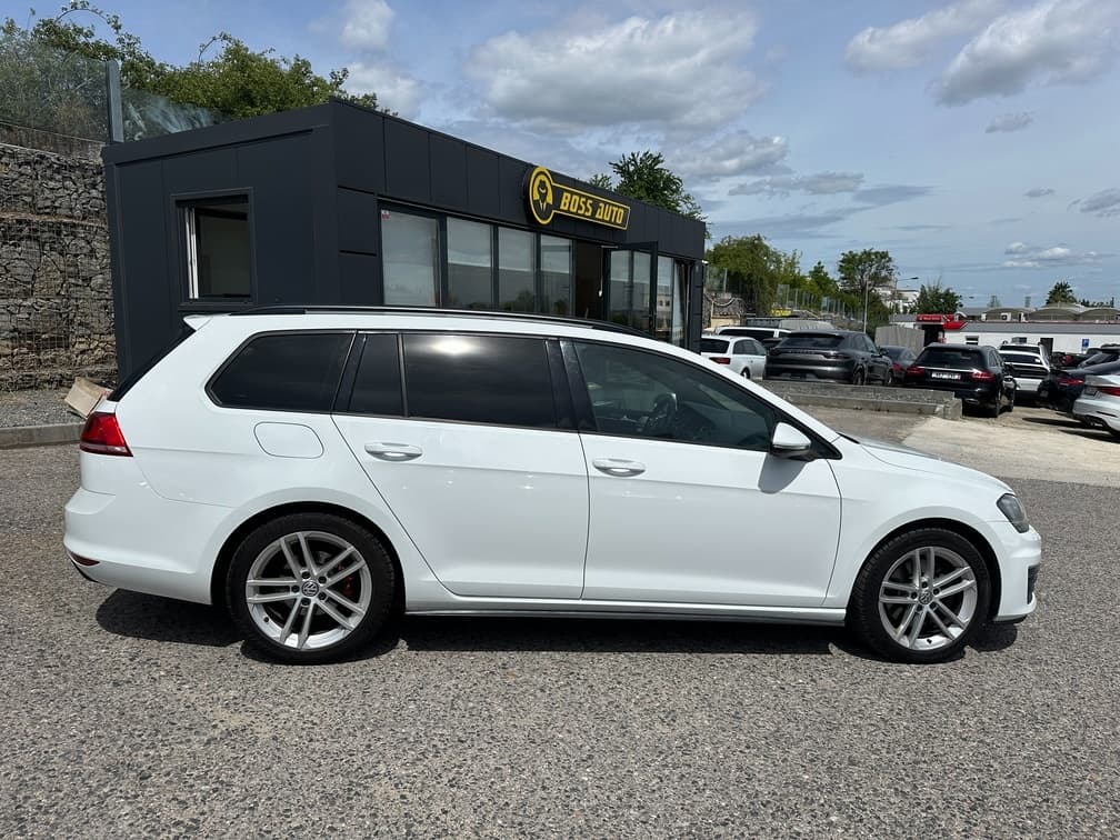 2016 Volkswagen GOLF - 8