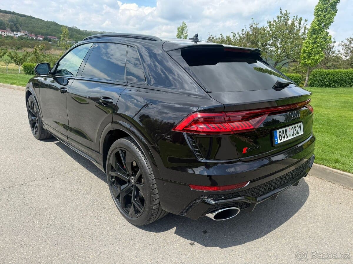 2020 Audi RS Q8 - 8