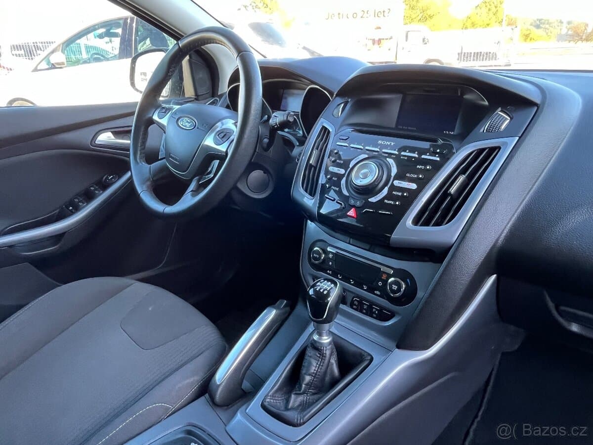 2012 Ford FOCUS - 8