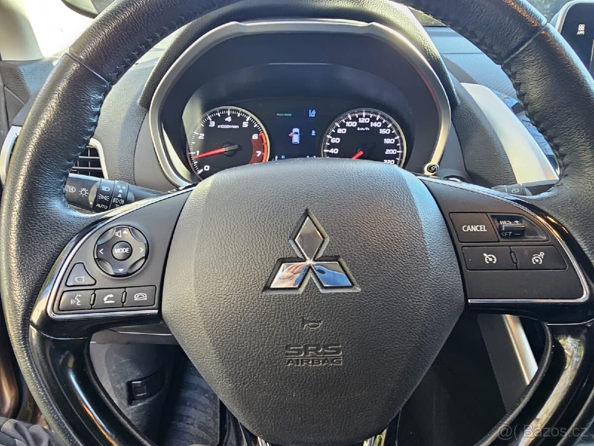 2019 Mitsubishi OSTATNÍ - 8