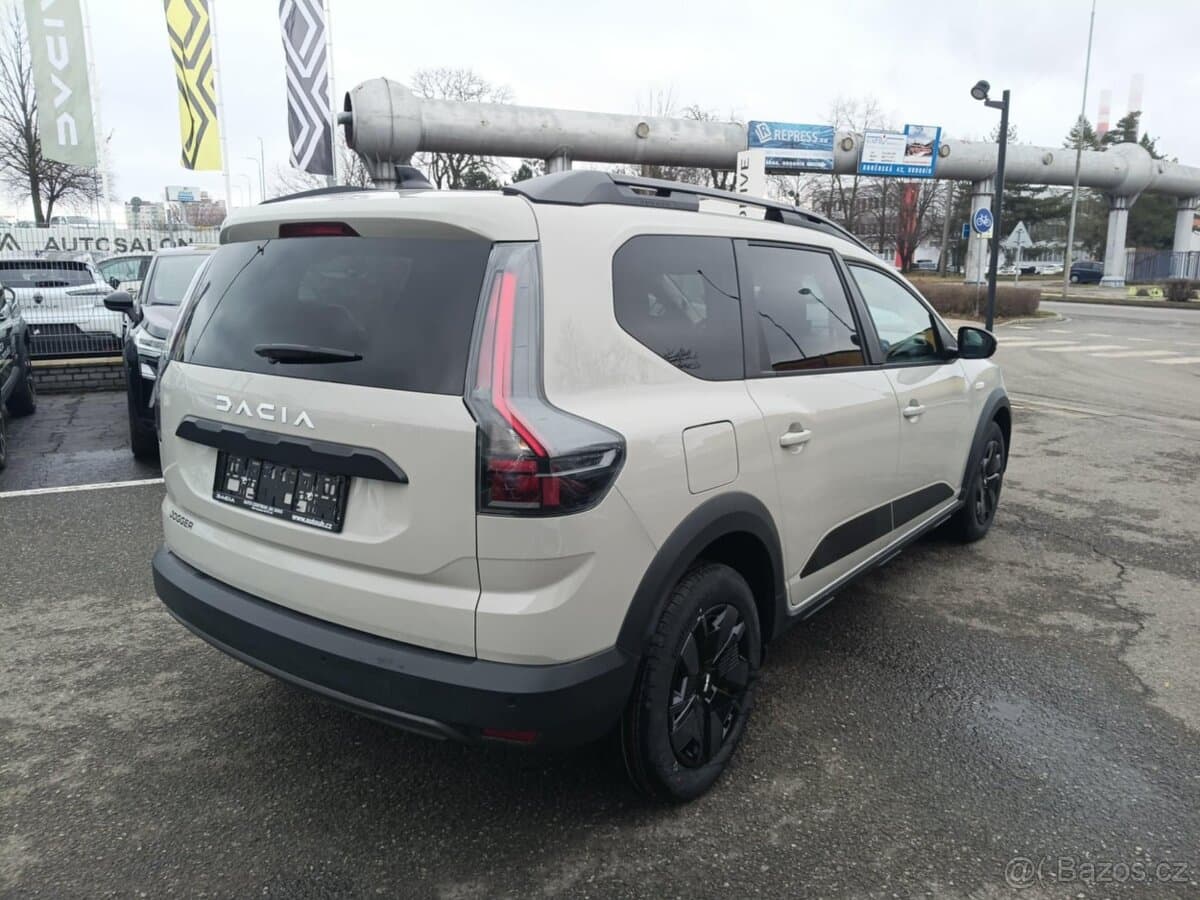 Dacia JOGGER - 8