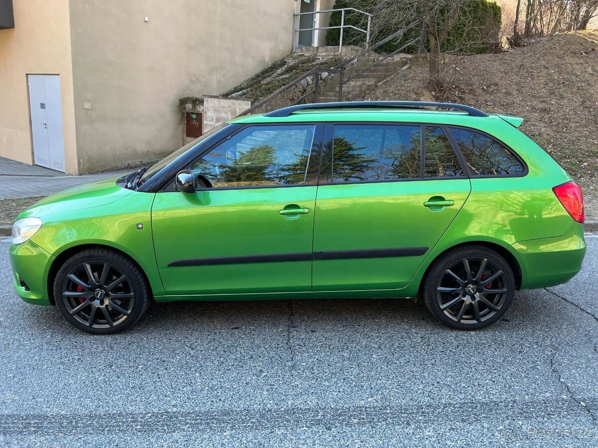 2011 Škoda FABIA - 8