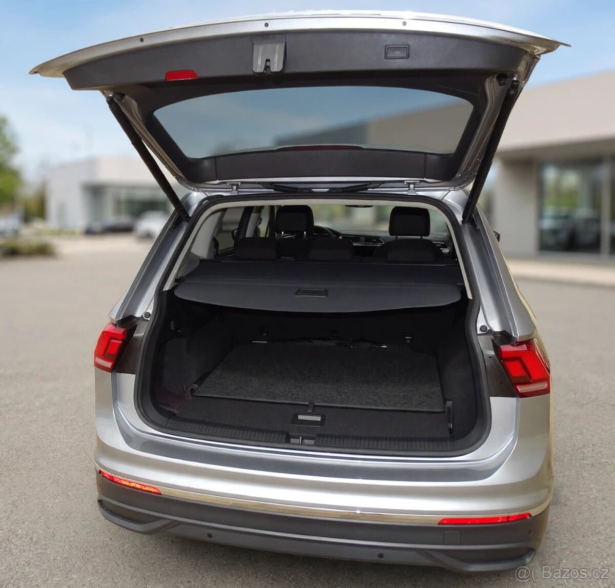 2023 Volkswagen TIGUAN - 8