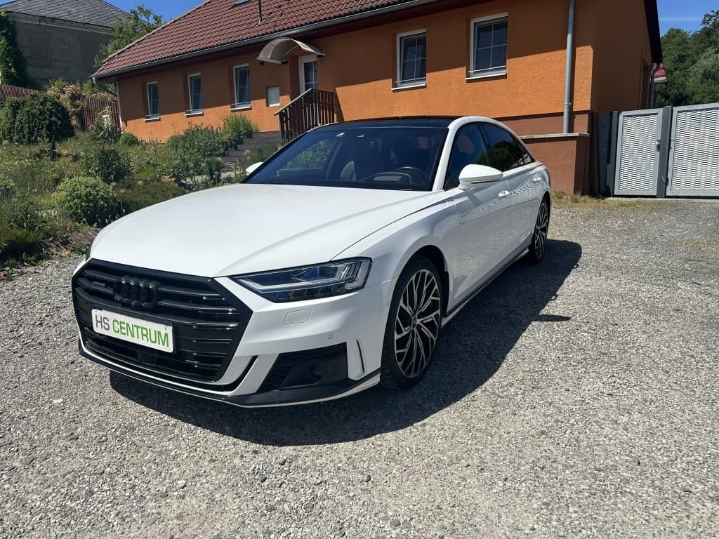 2020 Audi A8 - 8