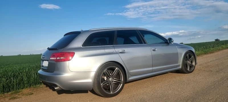 2010 Audi RS6 - 8