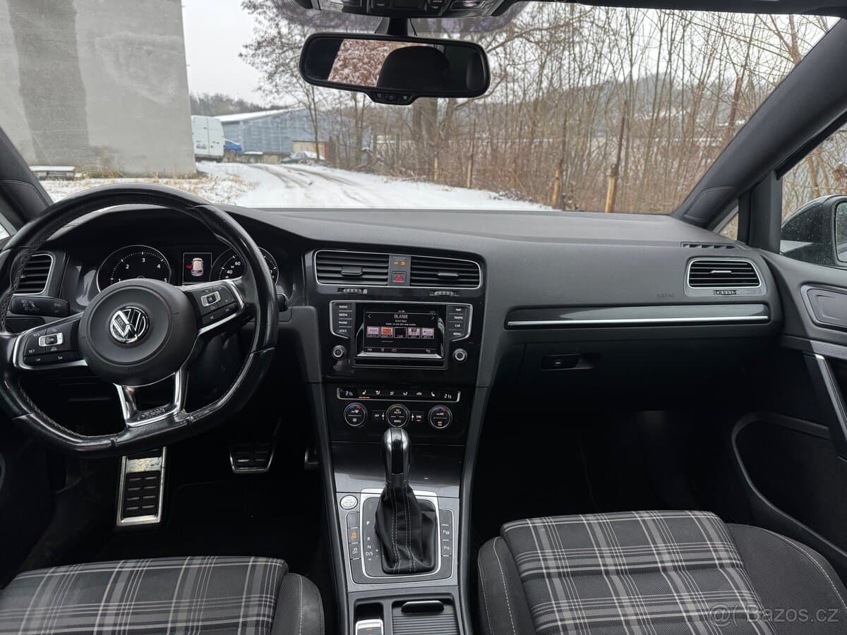 2014 Volkswagen GOLF - 8