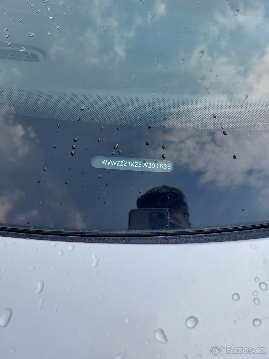 Volkswagen GOLF - 8