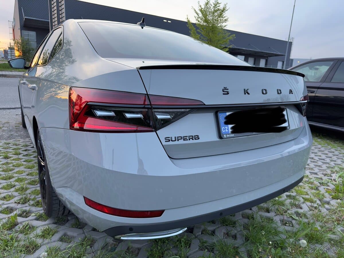2023 Škoda SUPERB - 8