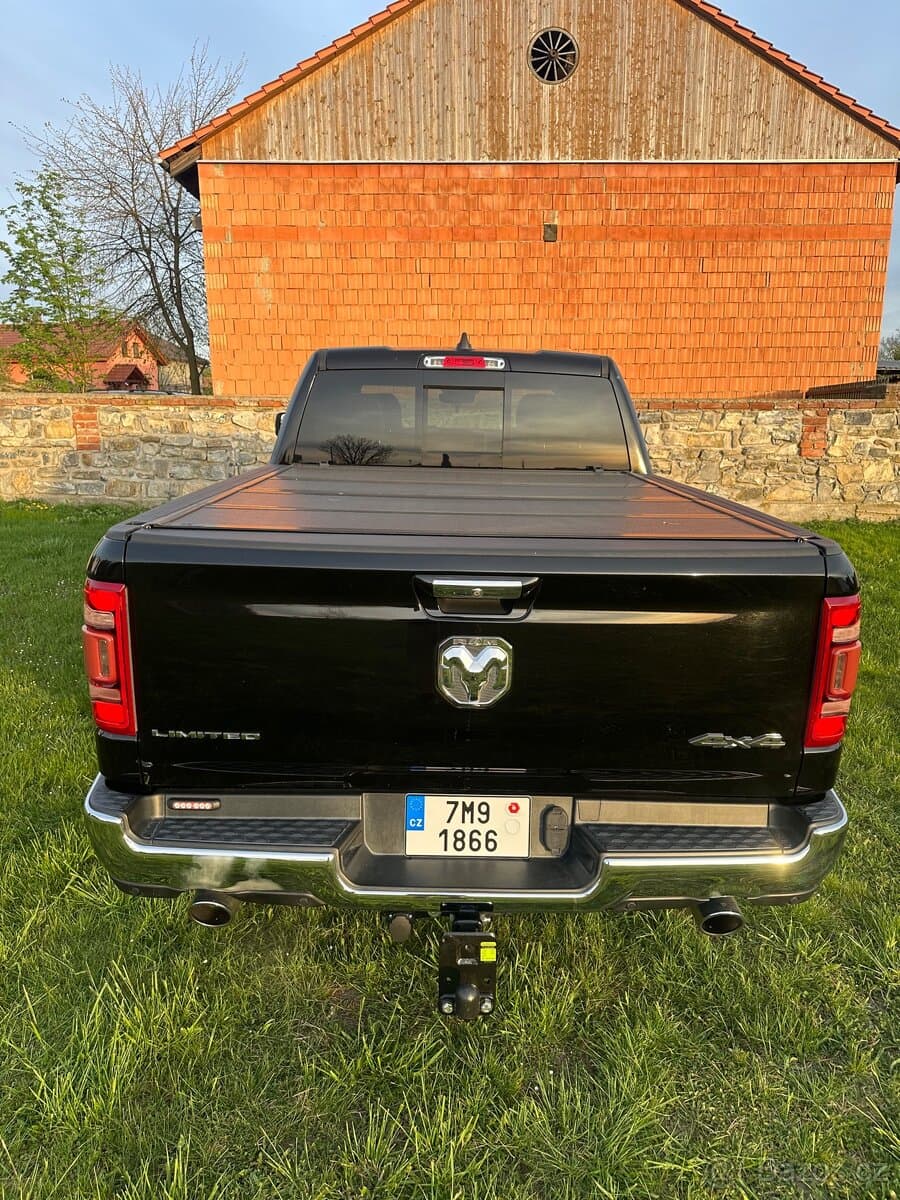 2020 RAM 1500 - 8