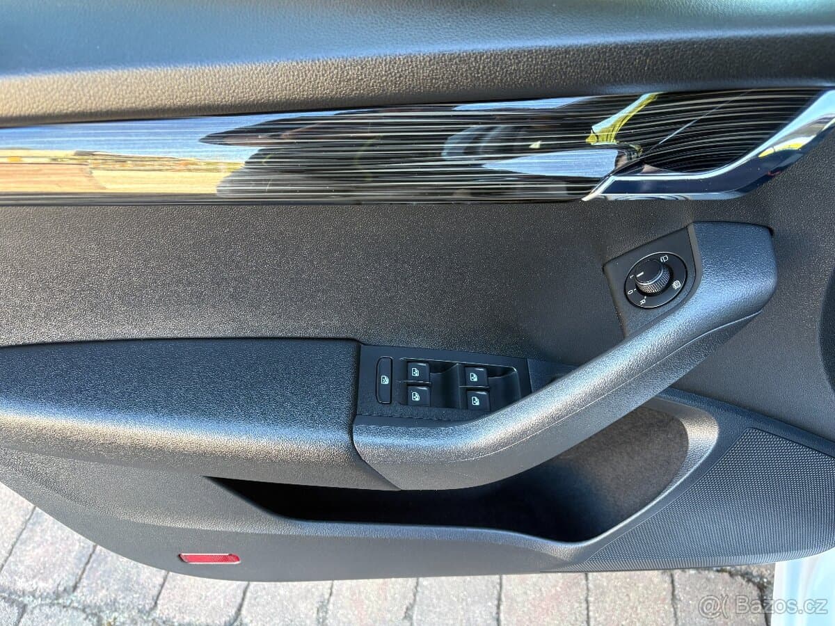 2020 Škoda OCTAVIA - 8