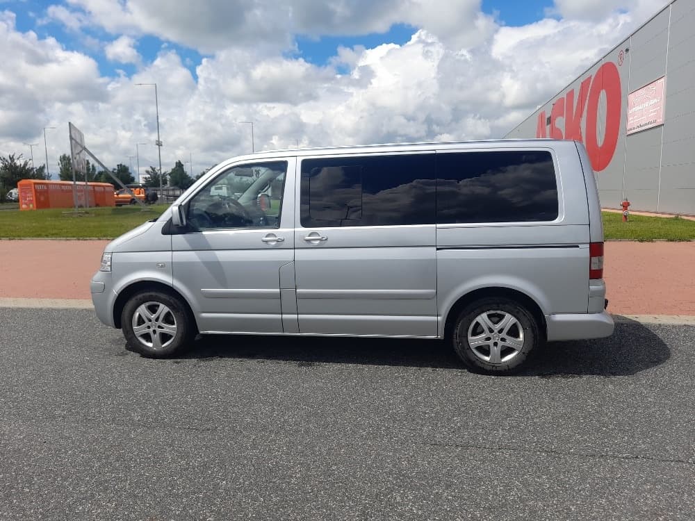 2003 Volkswagen MULTIVAN - 8