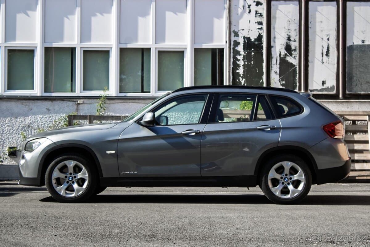 2010 BMW X1 - 8