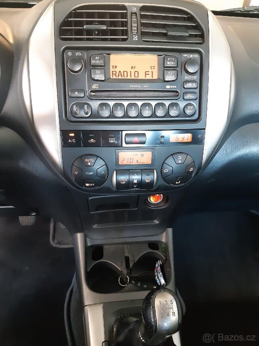 2006 Toyota RAV4 - 8