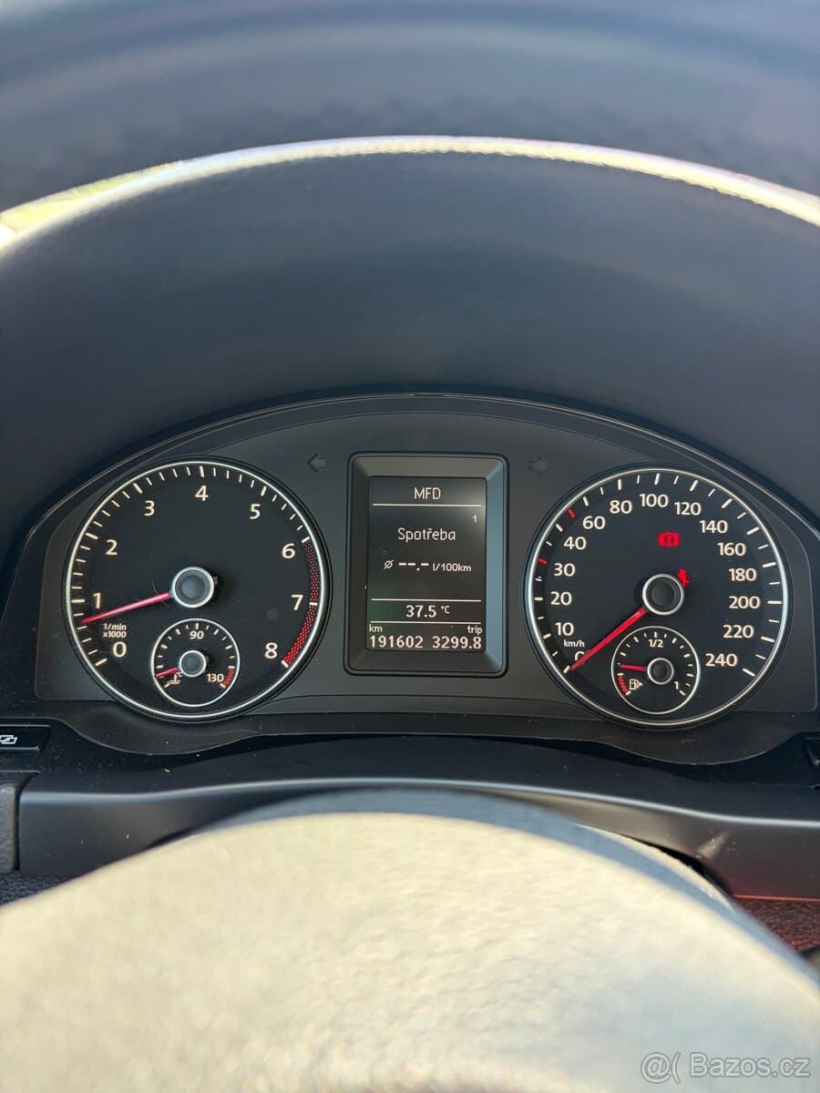 2010 Volkswagen GOLF - 8