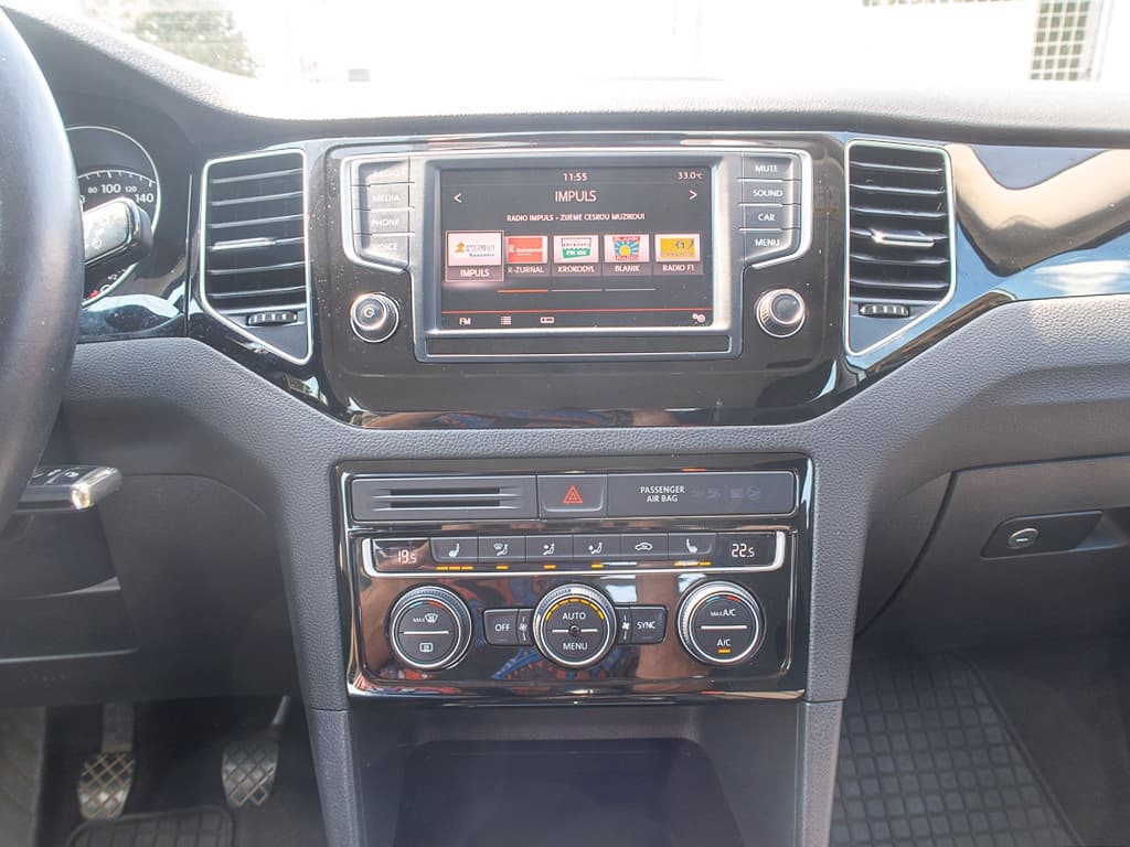 2015 Volkswagen GOLF - 8