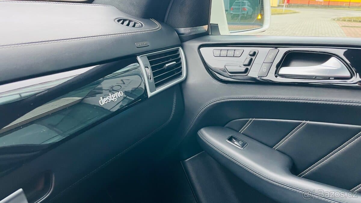 2012 Mercedes-Benz M-CLASS - 8
