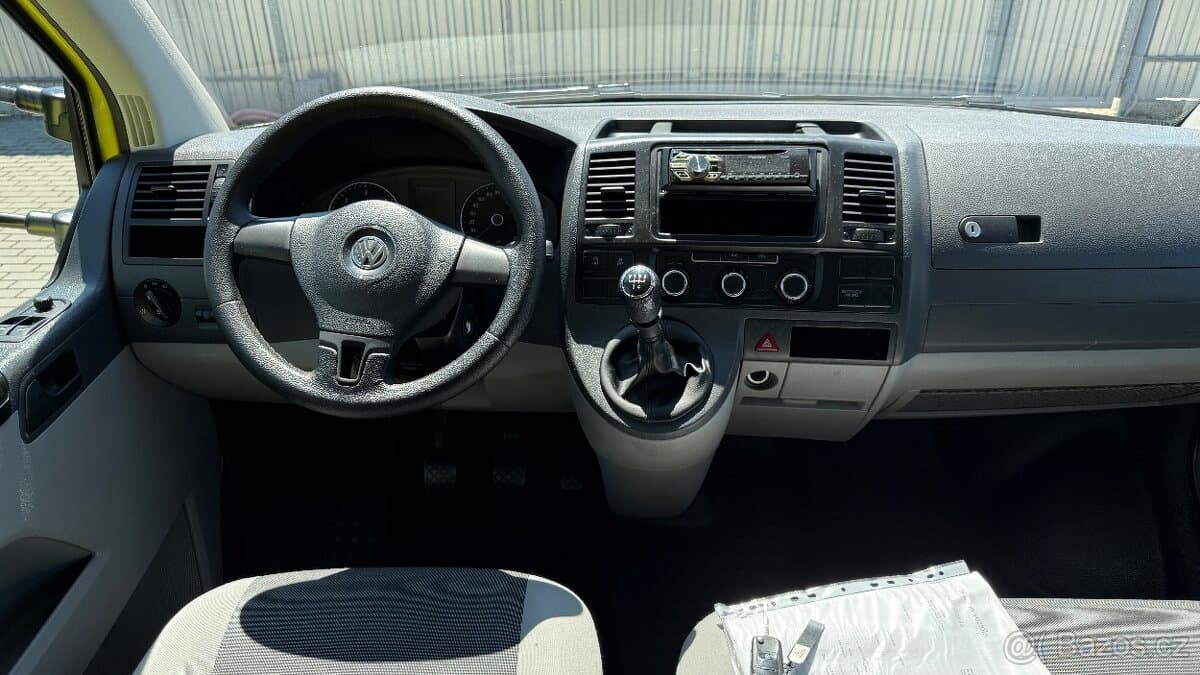 2015 Volkswagen TRANSPORTER - 8