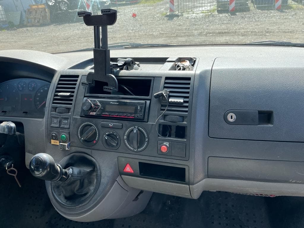 2006 Volkswagen TRANSPORTER - 8