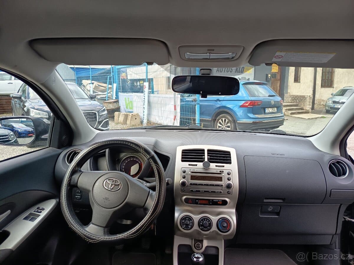 2010 Toyota OSTATNÍ - 8