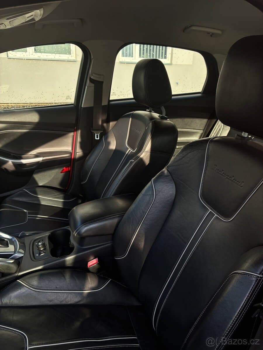 2012 Ford FOCUS - 8