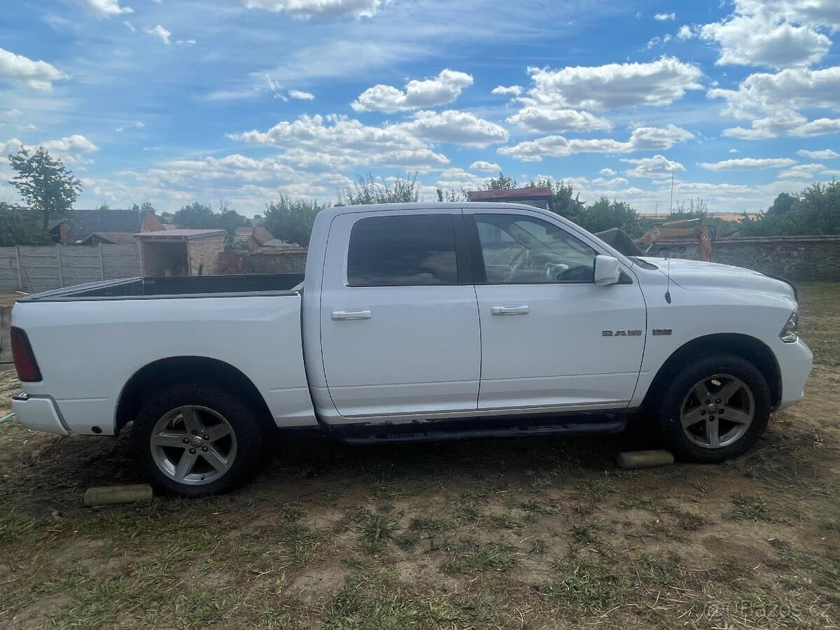 2010 Dodge OSTATNÍ - 8