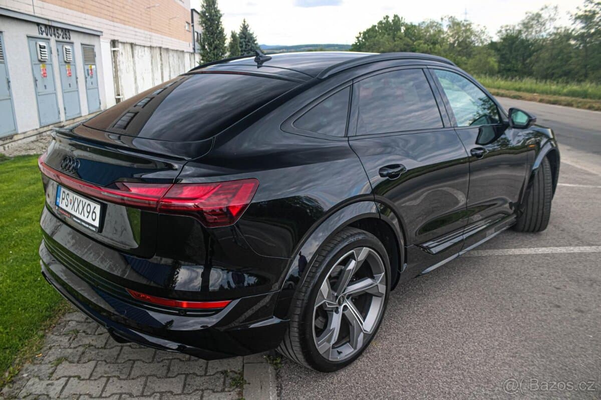 2022 Audi TT - 8
