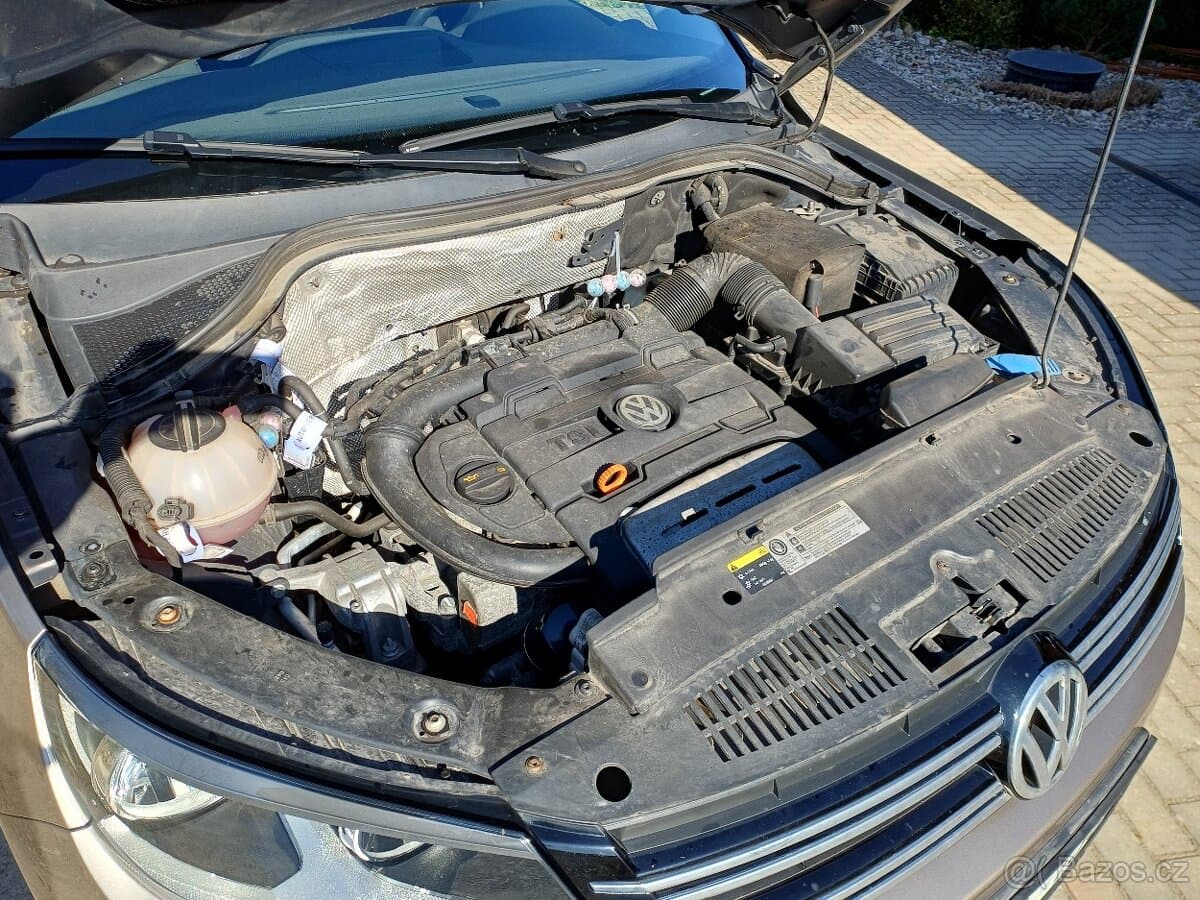 2013 Volkswagen TIGUAN - 8