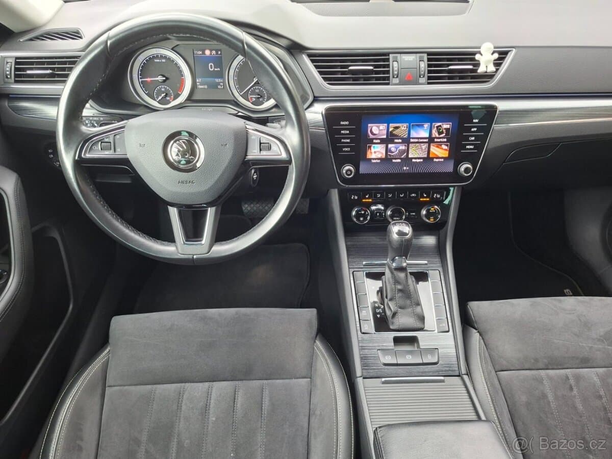 2019 Škoda SUPERB - 8