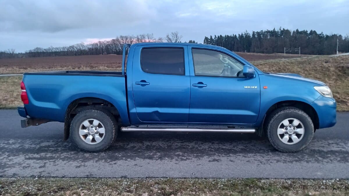2013 Toyota HILUX - 8