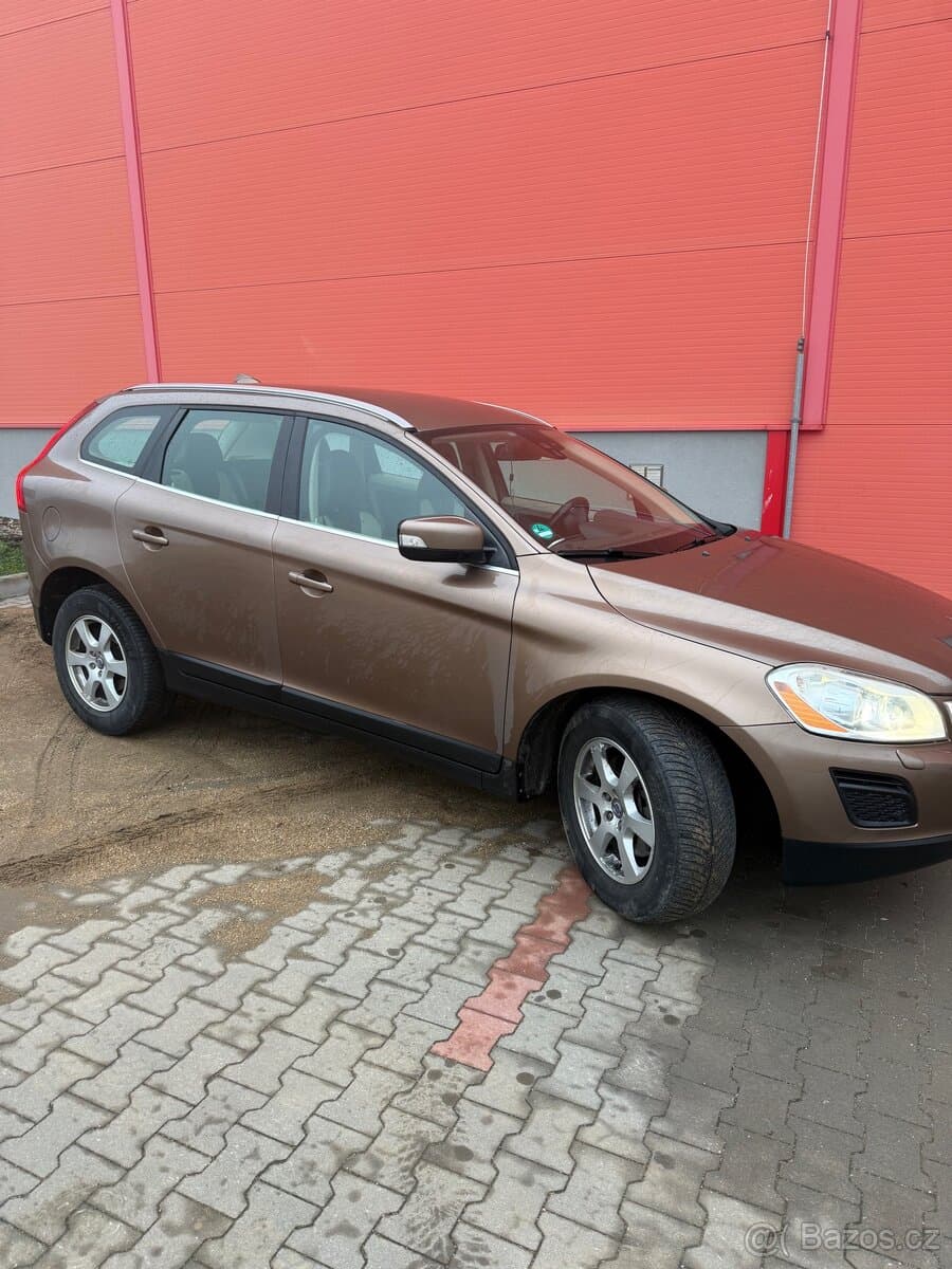 2010 Volvo XC60 - 8