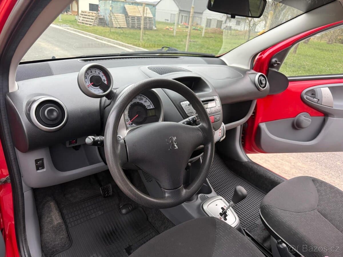 2009 Peugeot 107 - 8