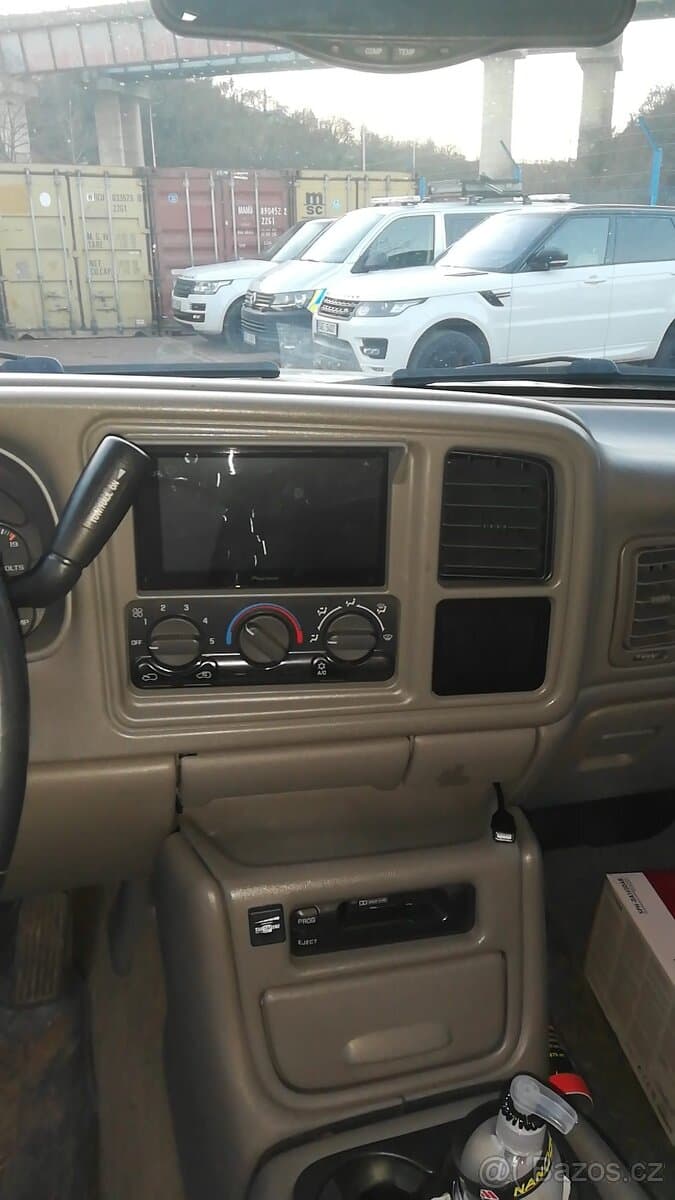 2002 GMC SIERRA - 8