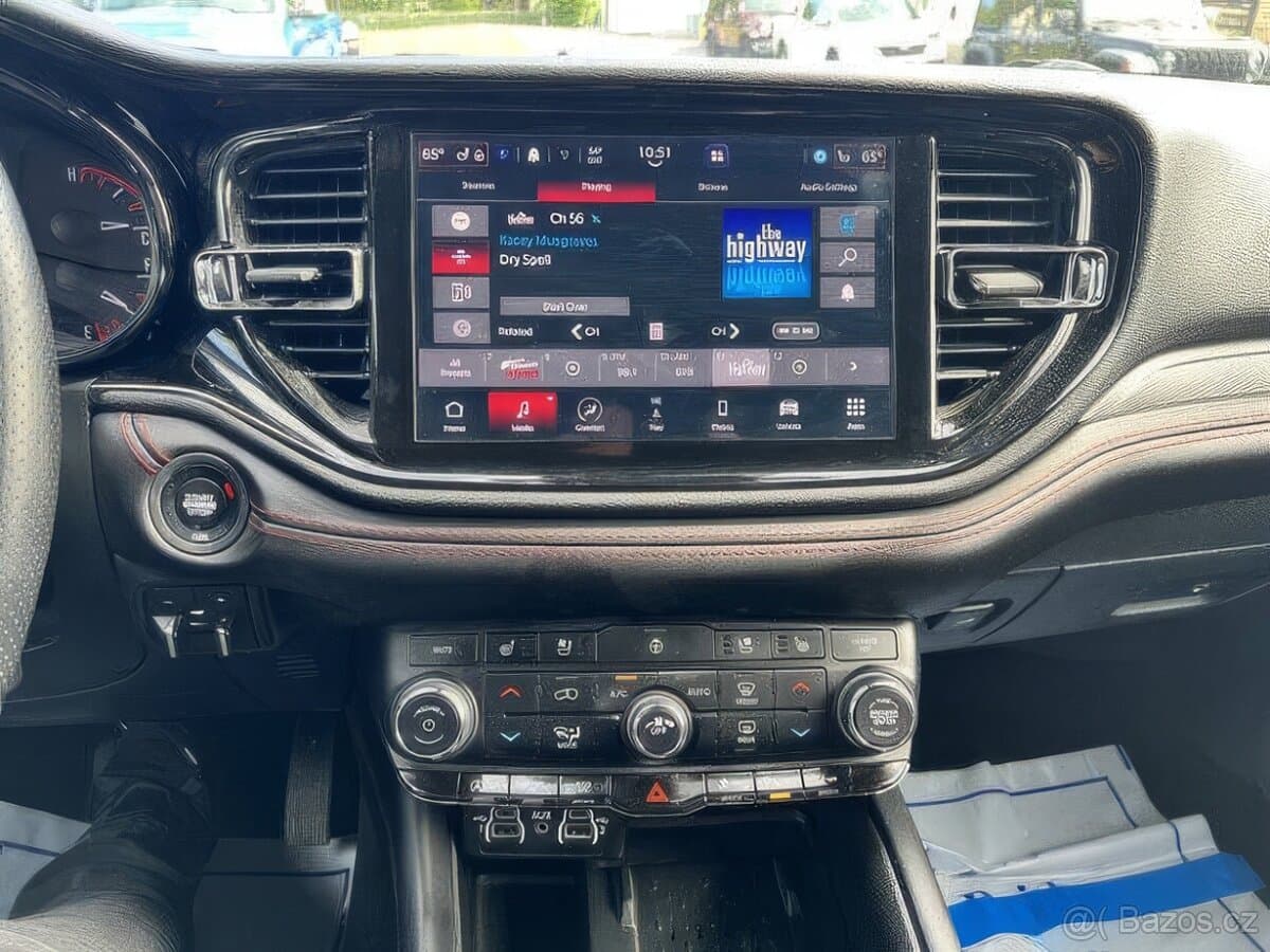 2025 Dodge DURANGO - 8