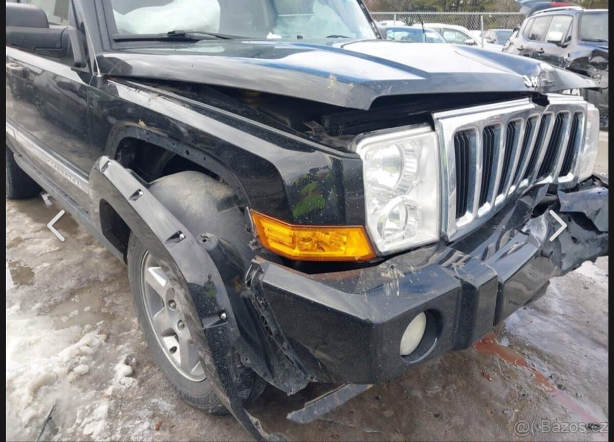 2008 Jeep COMMANDER - 8