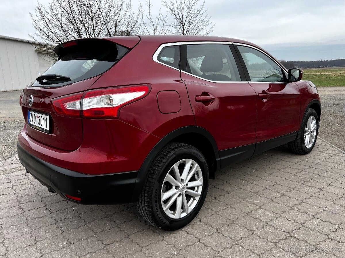 2015 Nissan QASHQAI - 8