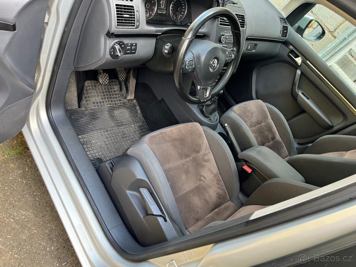 2011 Volkswagen TOURAN - 8