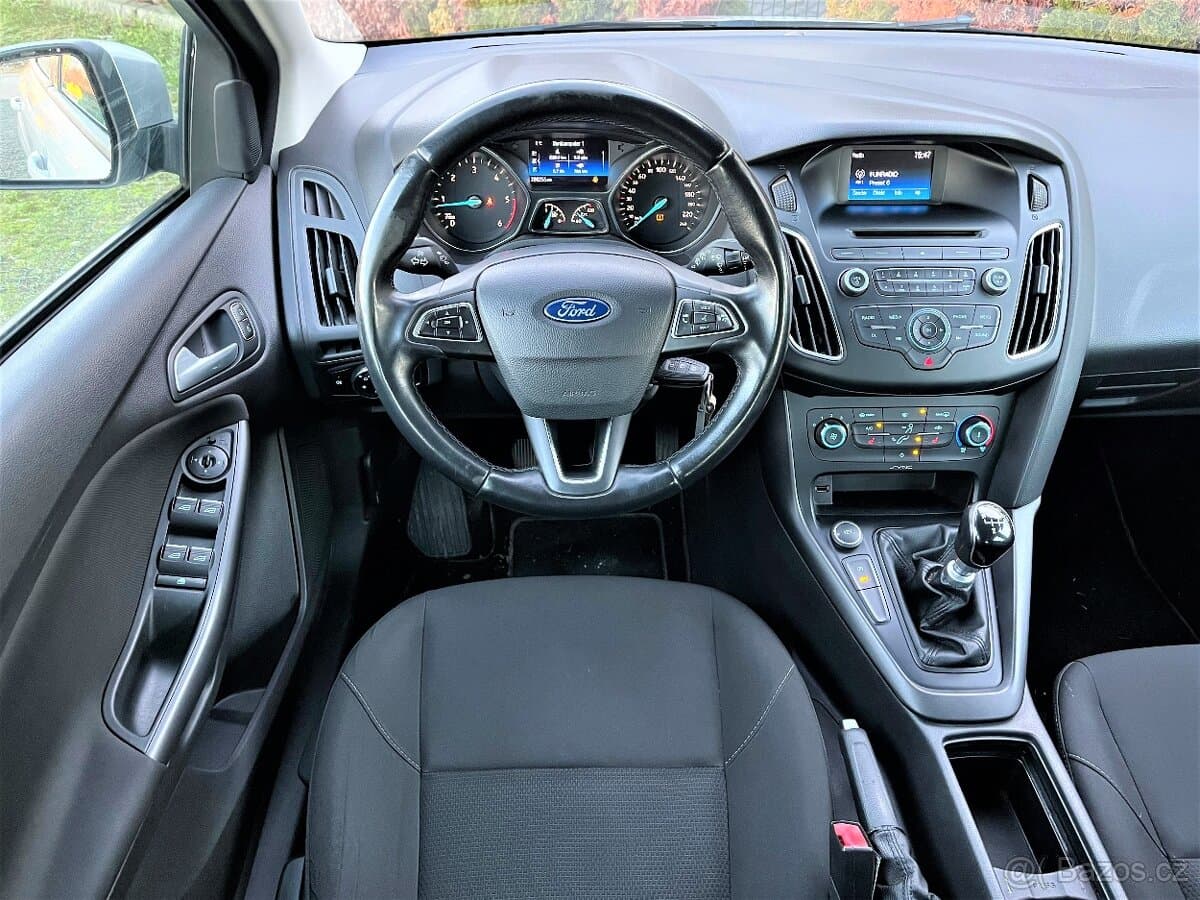 2015 Ford FOCUS - 8