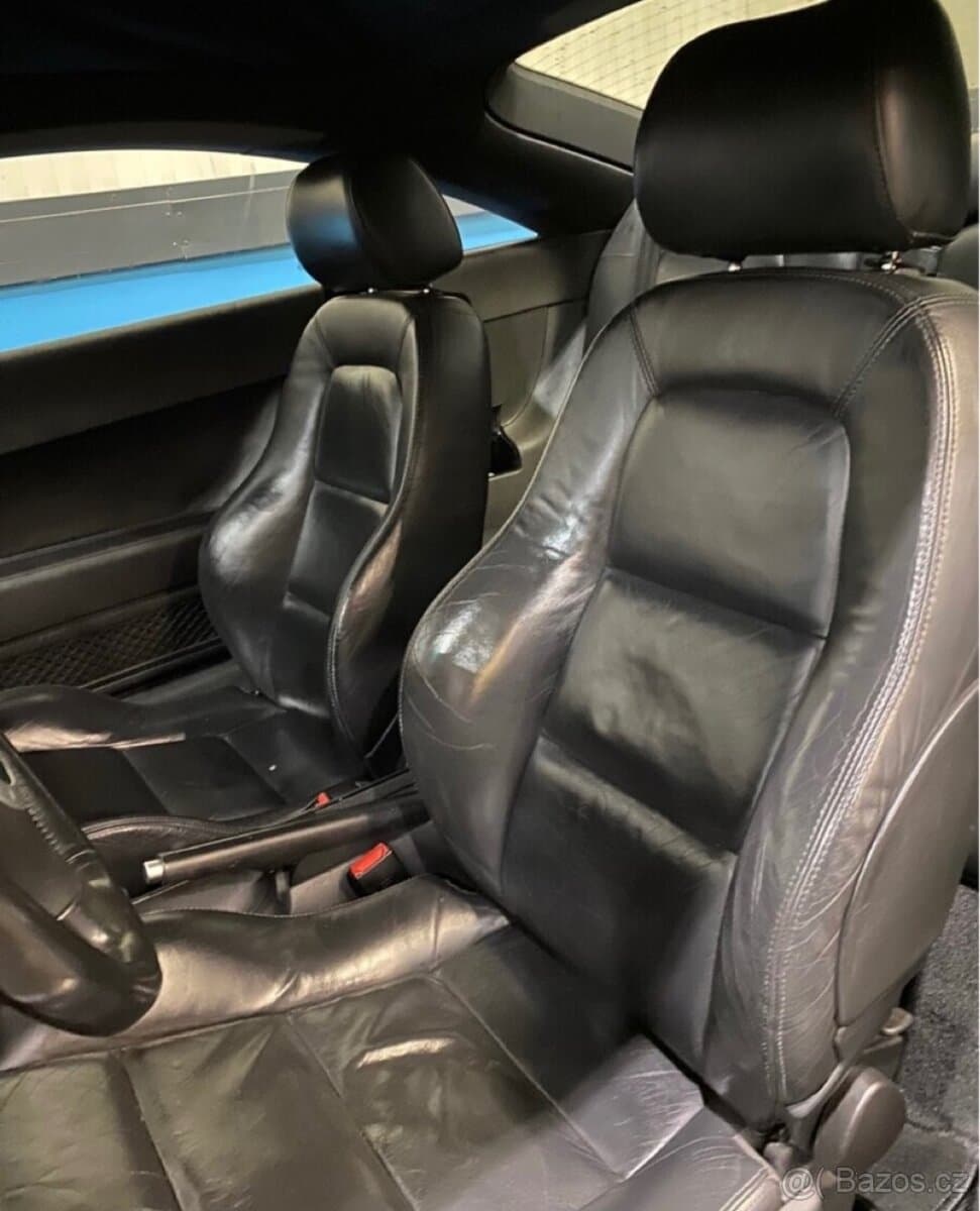 2002 Audi TT - 8